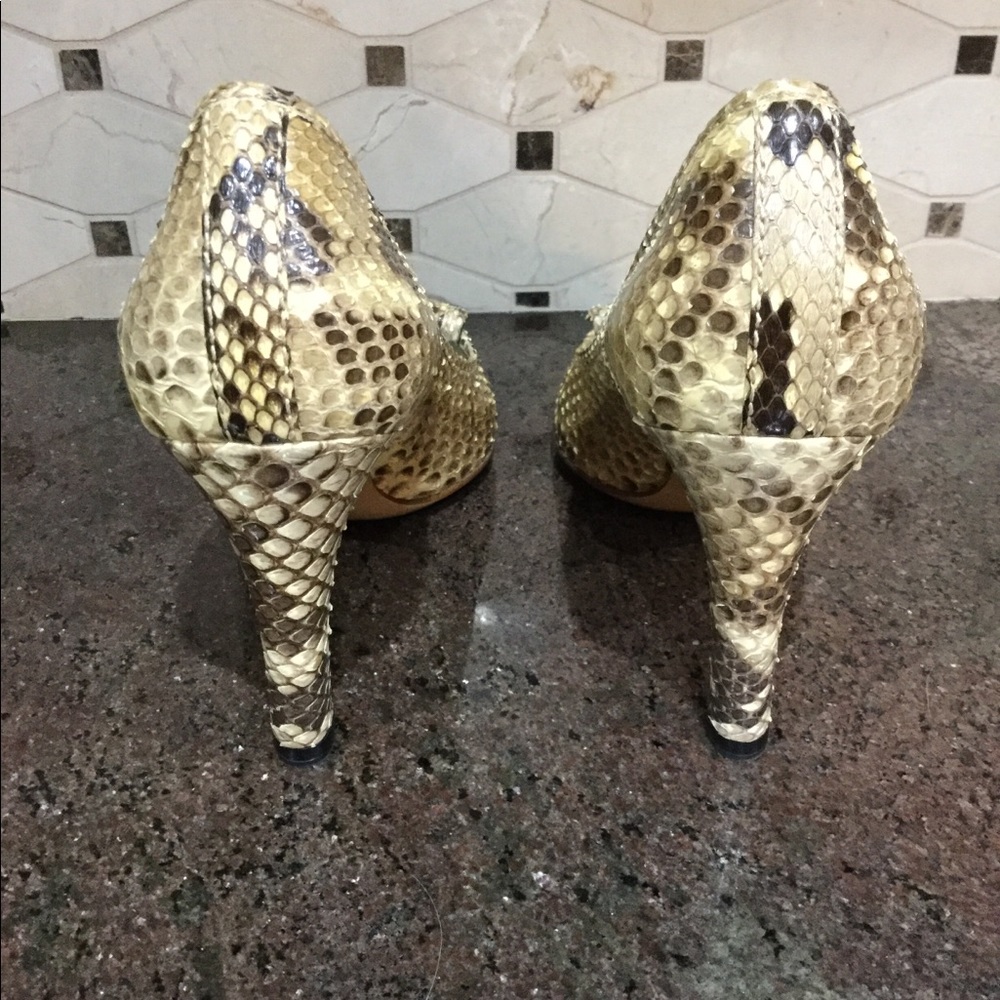 Gucci Python Pumps Size 8b - image 6
